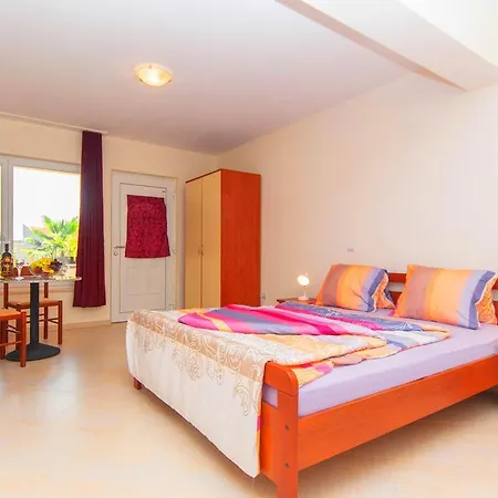 4 Palme Apartament *